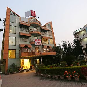Oyo 10072 Hotel Amrit Regency